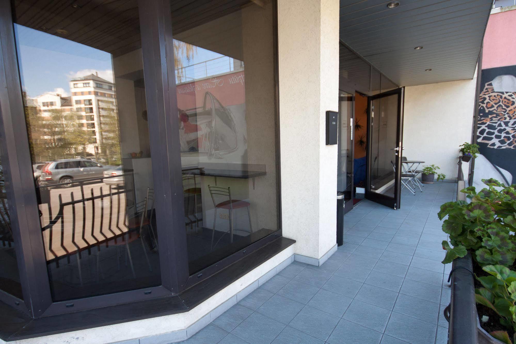 Hotel Kert Free Parking Riga Exterior foto